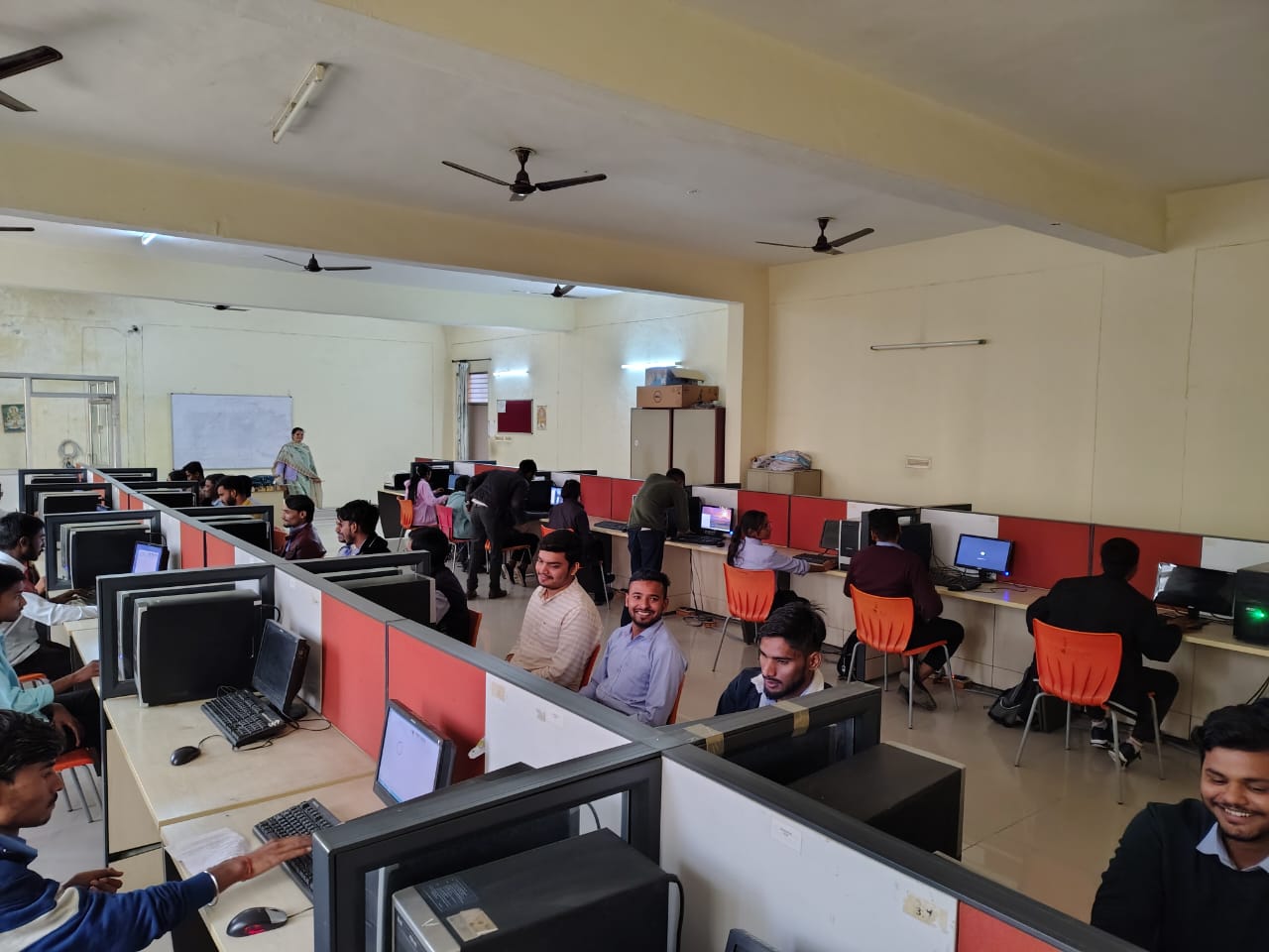 Computer Lab at MITS Lucknow
